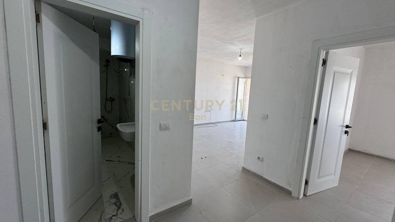 APARTMENT 2+1 + PARKING SPACE FOR SALE IN GOLEM, DURRES - BUILDING I 2025!