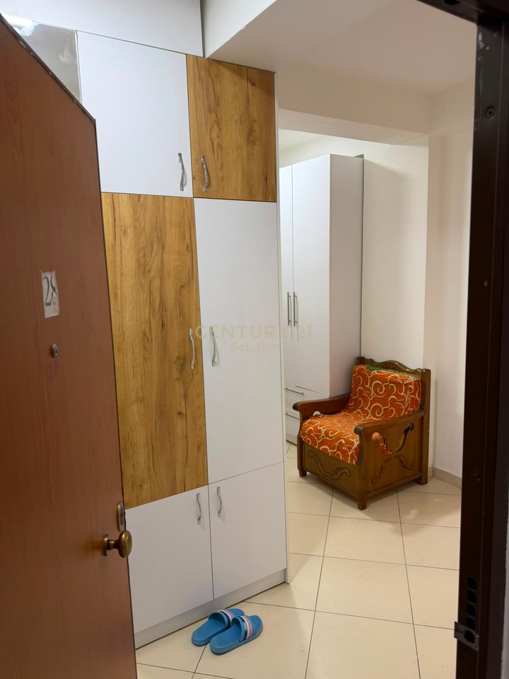 JEPET ME QIRA APARTAMENT 1+1+ PARKIM NE ASTIR!