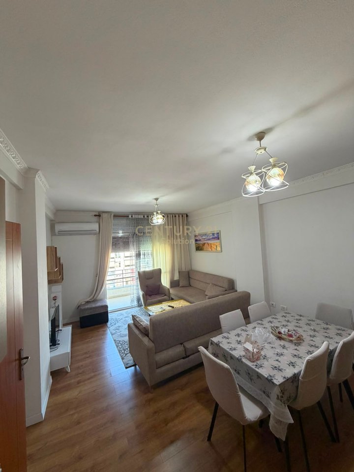 JEPET ME QIRA APARTAMENT 1+1+ PARKIM NE ASTIR!