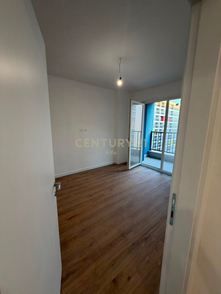 Apartament 3+1+2 me Qira në Univers City | Kati 5 | Post Parkimi + Depo | 500€/Muaj