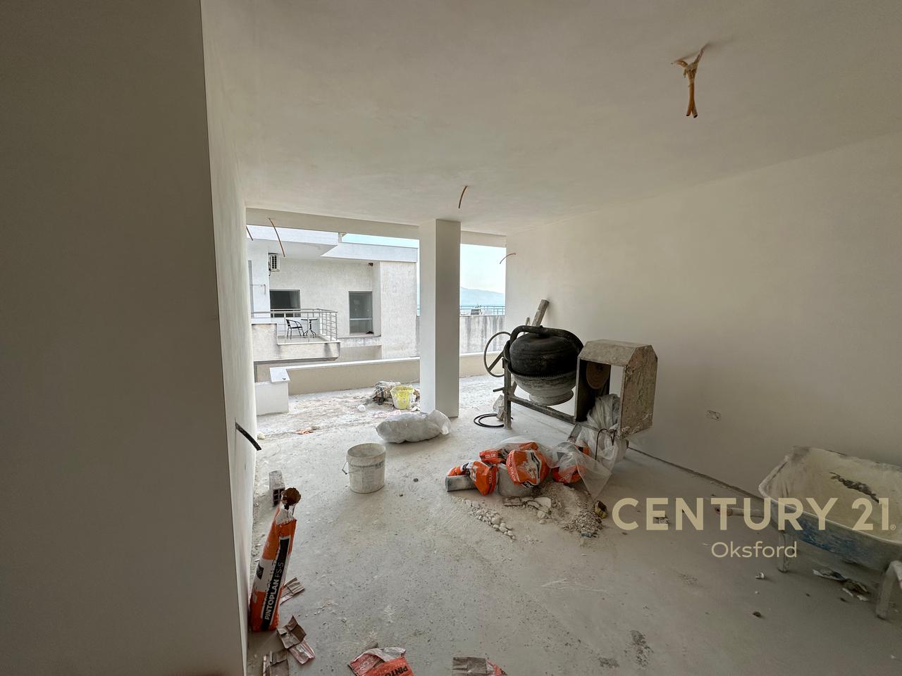 2+1+2 Apartment with Large Veranda for Sale in Saranda