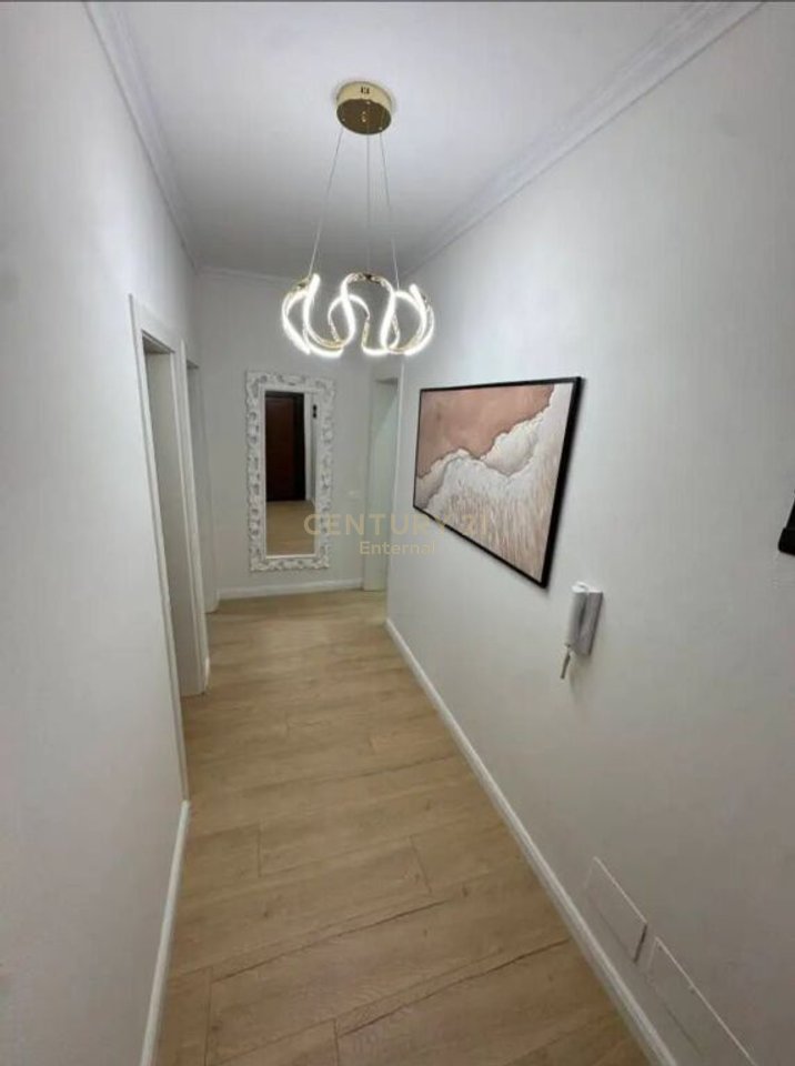 Appartamento moderno 1+1 in affitto ad Astir