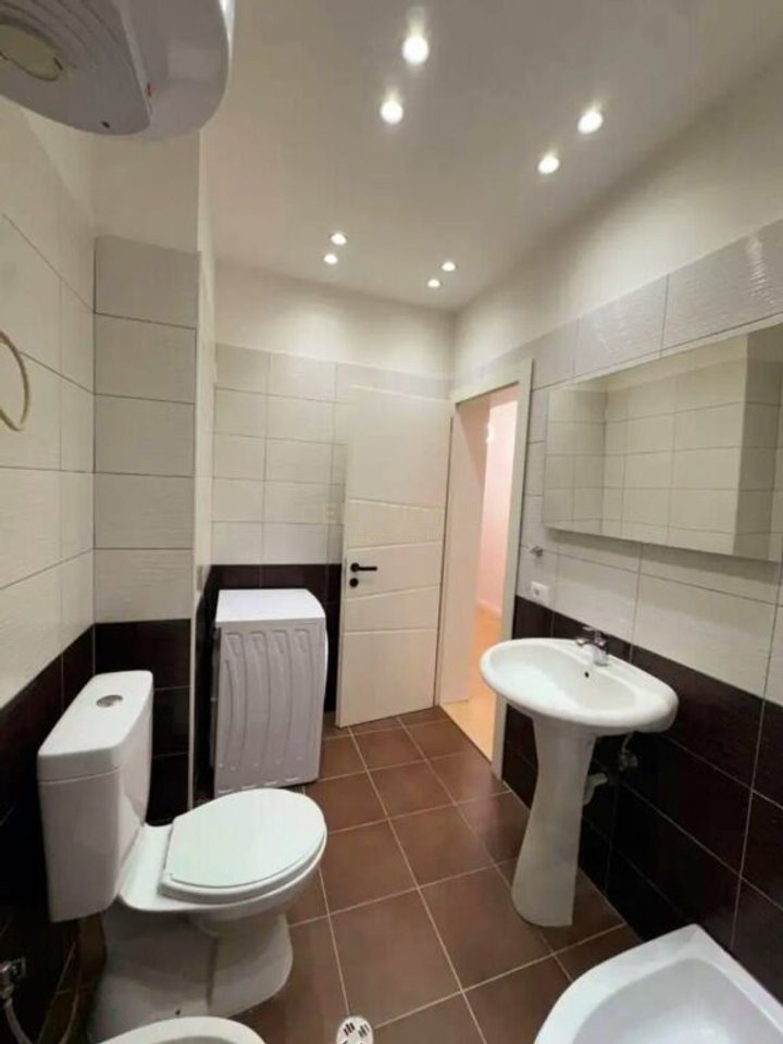 Appartamento moderno 1+1 in affitto ad Astir