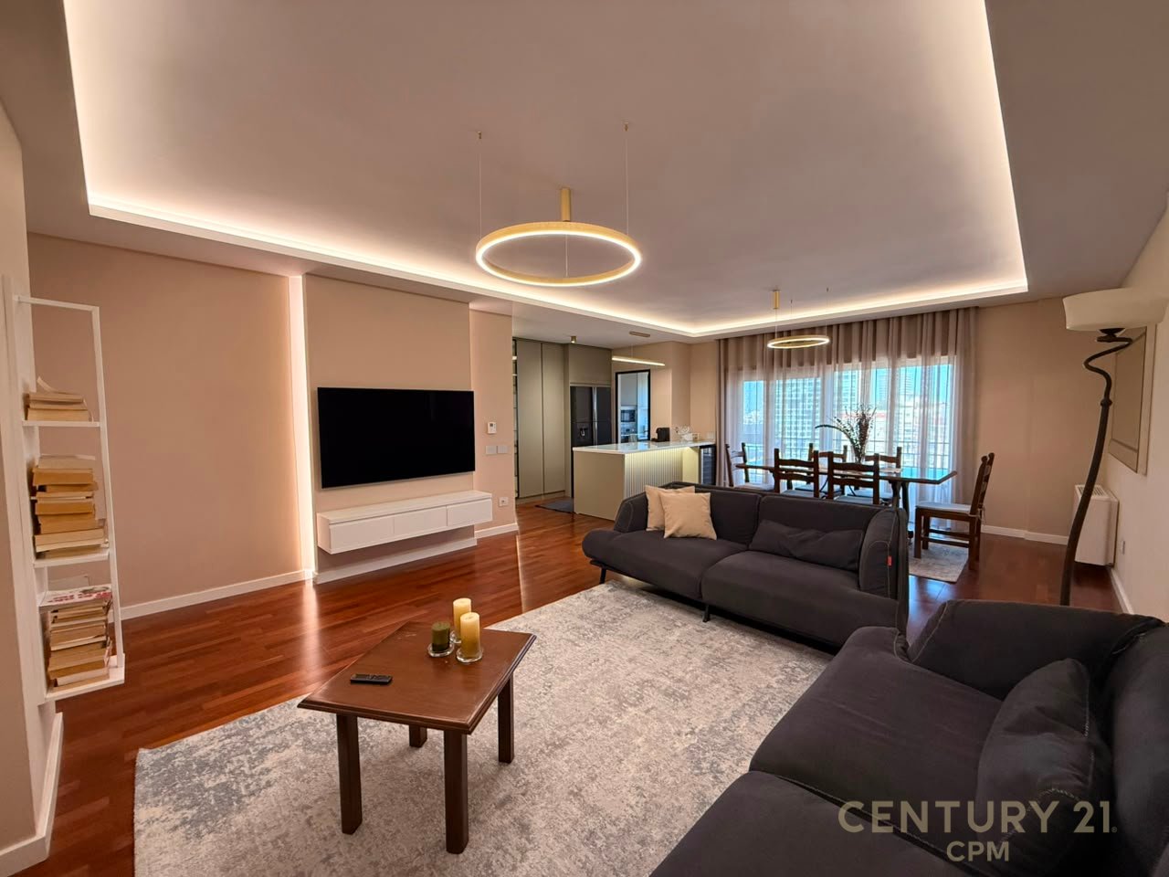 JEPET ME QIRA APARTAMENT 3+1+ GARAZH TEK AMBASADA AMERIKANE !