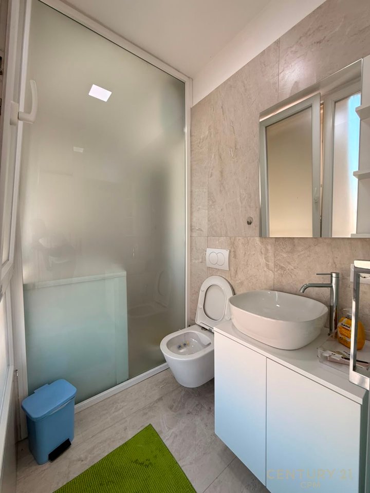 JEPET ME QIRA APARTAMENT 3+1+ GARAZH TEK AMBASADA AMERIKANE !