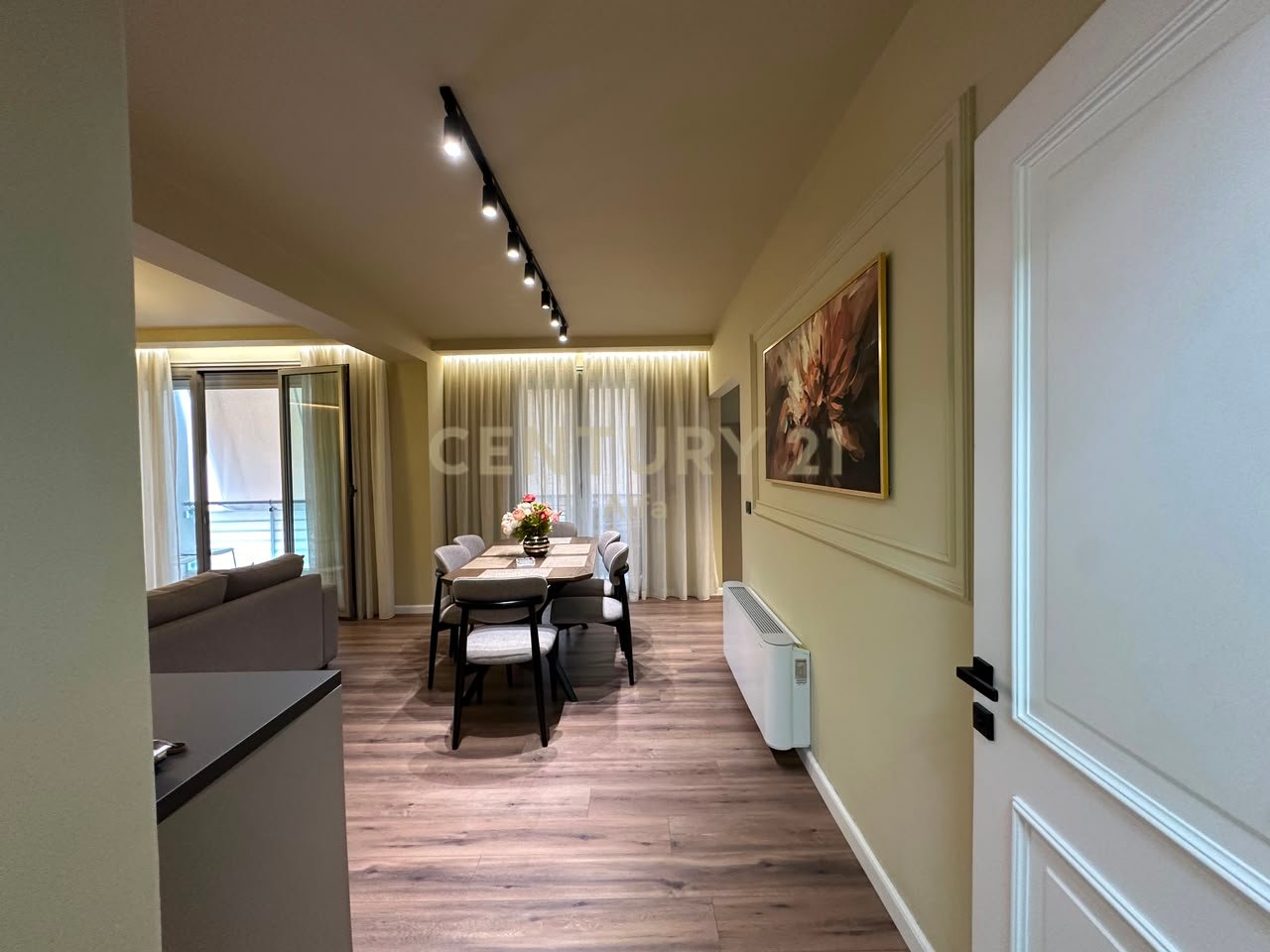 FOR RENT APARTMENT 3+1+2 AT THE NOBIS COMPLEX, TIRANA
