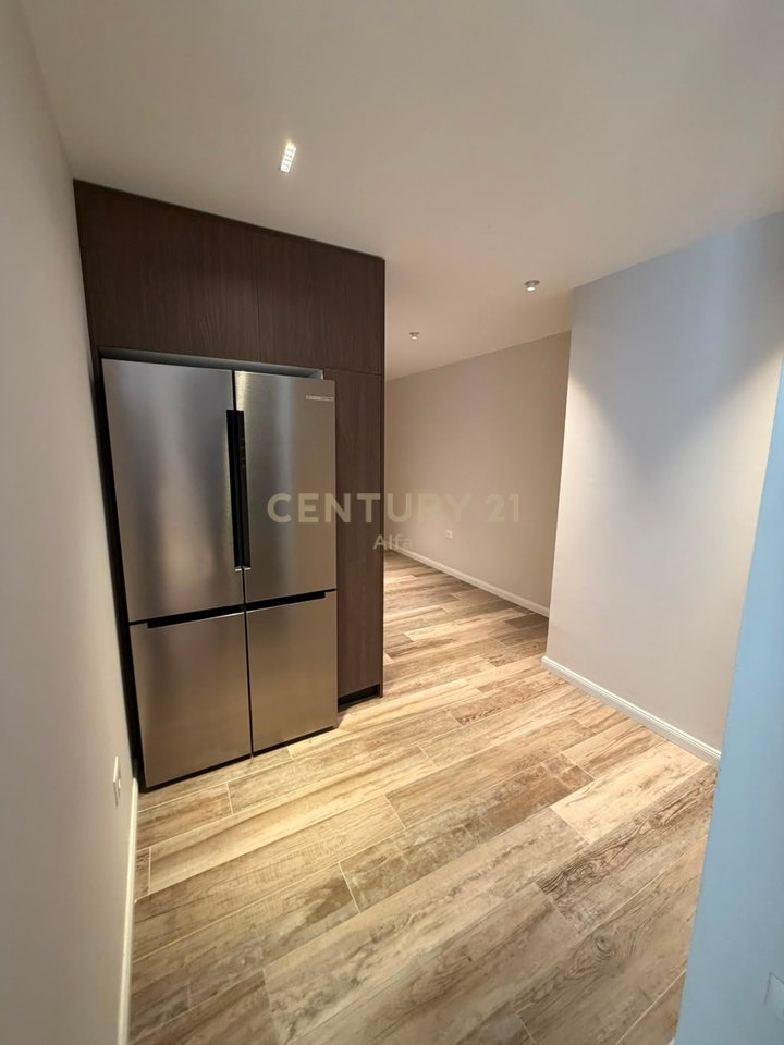Premium Apartment 2+1+2 with Brand New Furniture + Parking in Donika Center