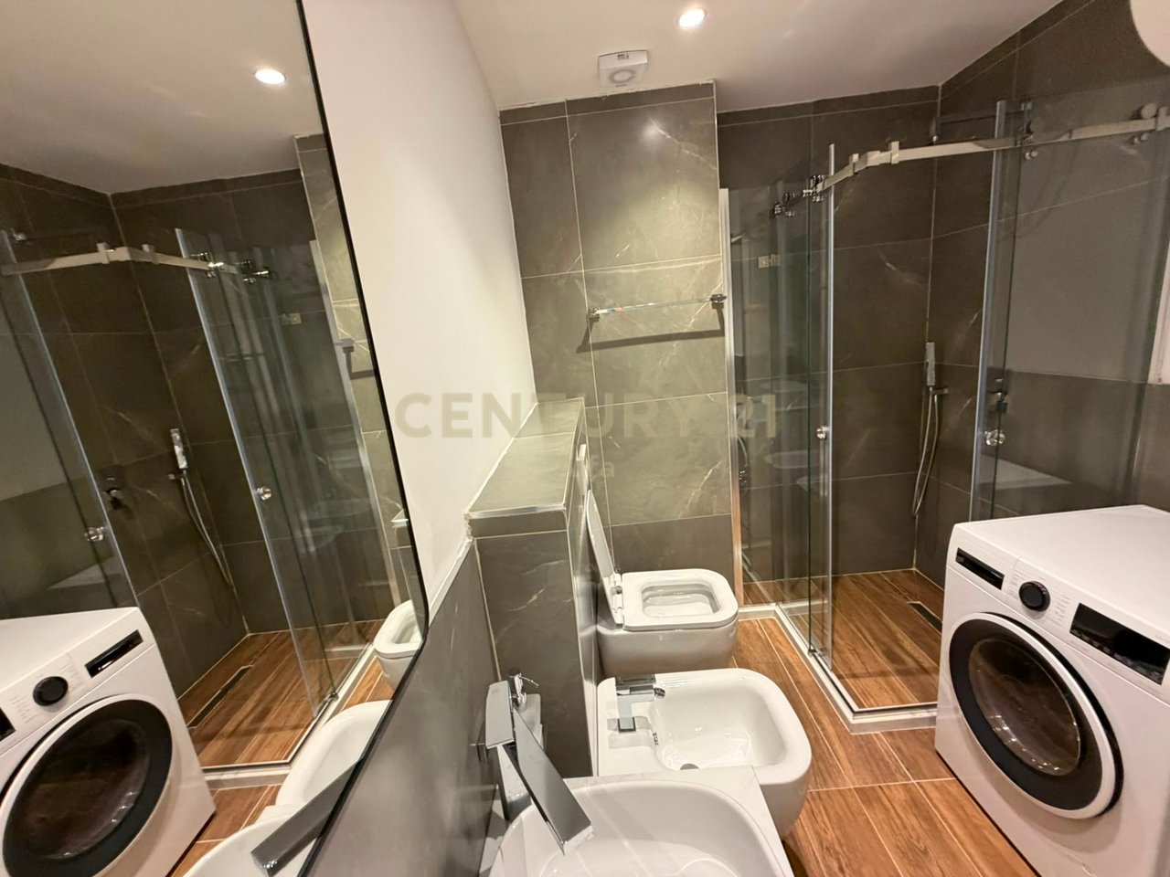 Premium Apartment 1+1 with Parking Space – Donika Center