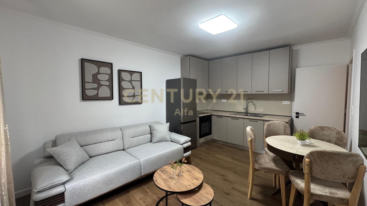 Jepet me qira apartament 2+1 në zonën e Oxhakut !