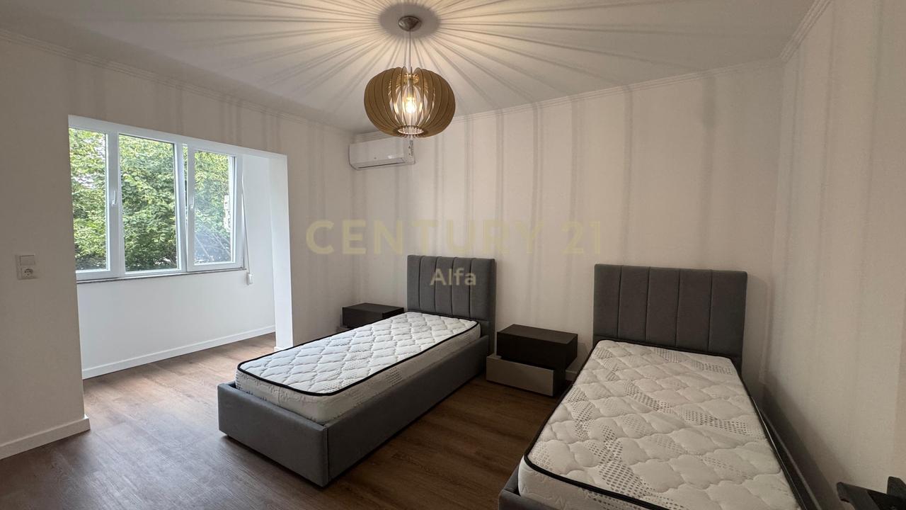 Jepet me qira apartament 2+1 në zonën e Oxhakut !