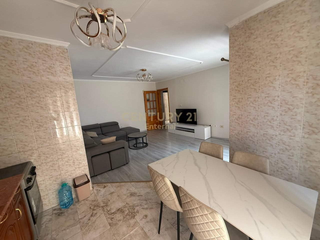 Appartamento 2+1 in affitto al Complesso Karavan