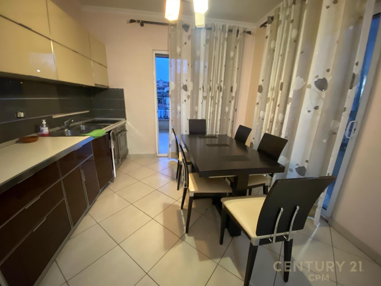 UNIV MARIN BARLETI AFFITTI VILLA PER RESIDENZA O BUSINESS 3+1+CORTILE