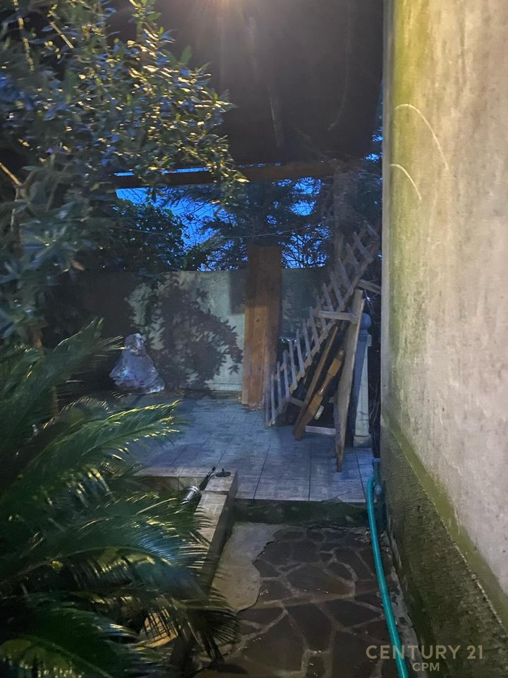UNIV MARIN BARLETI AFFITTI VILLA PER RESIDENZA O BUSINESS 3+1+CORTILE