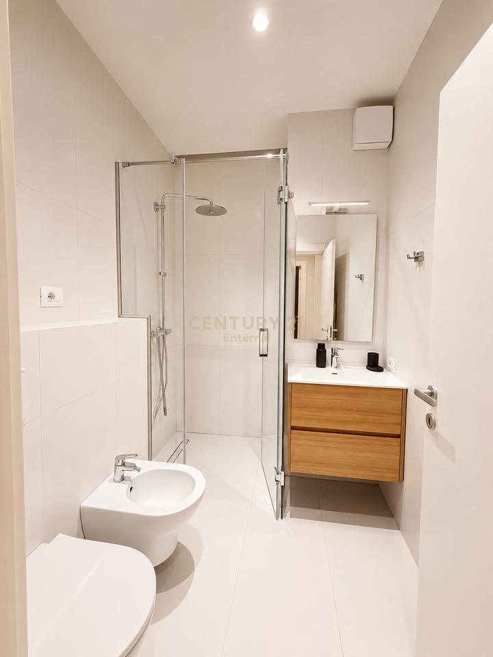 Via Kosovareve - Affittasi 2+1+ Lavanderia di Lusso Investita con Dettagli