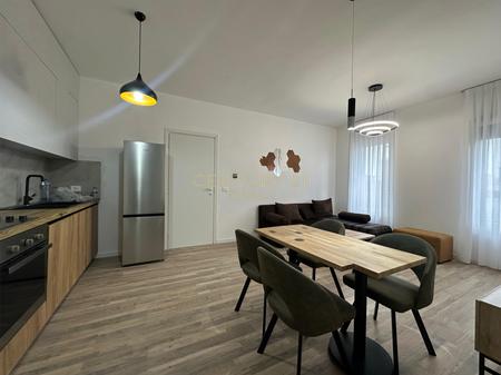 APPARTAMENTO 2+1+2 +VERANDA IN AFFITTO VICINO AL NUOVO BOULEVARD!