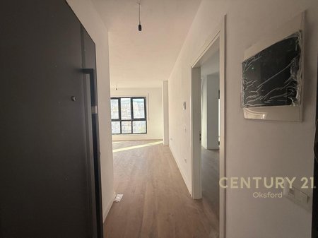 OFFICE SPACE FOR RENT, NEAR THE PARIS MUNICIPALITY!