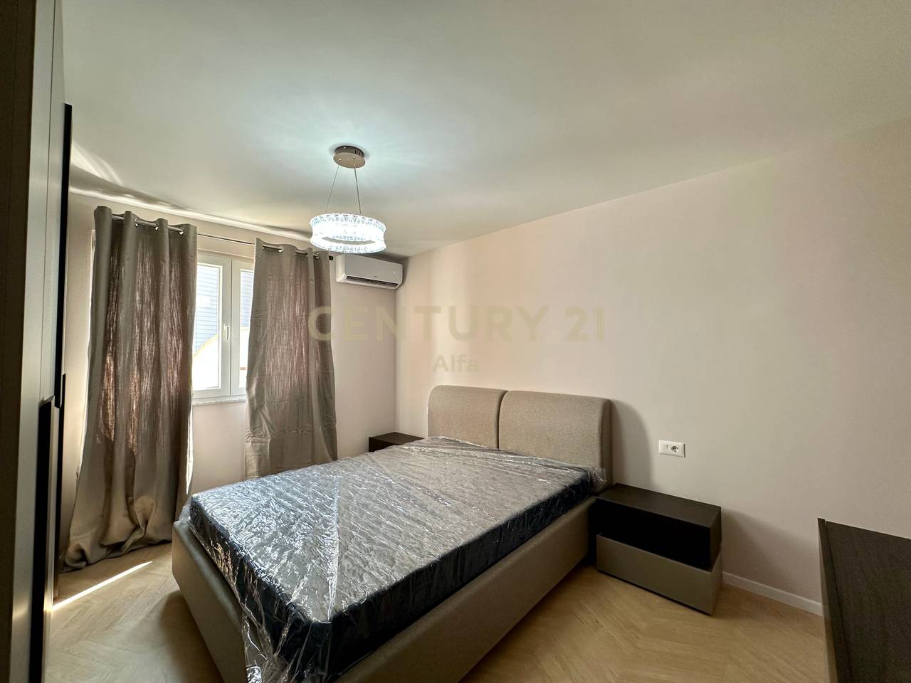 SHESIM, APARTAMENT 1+1 TOTALISHT I RI, mbrapa AMBASADËS AMERIKANE❗️