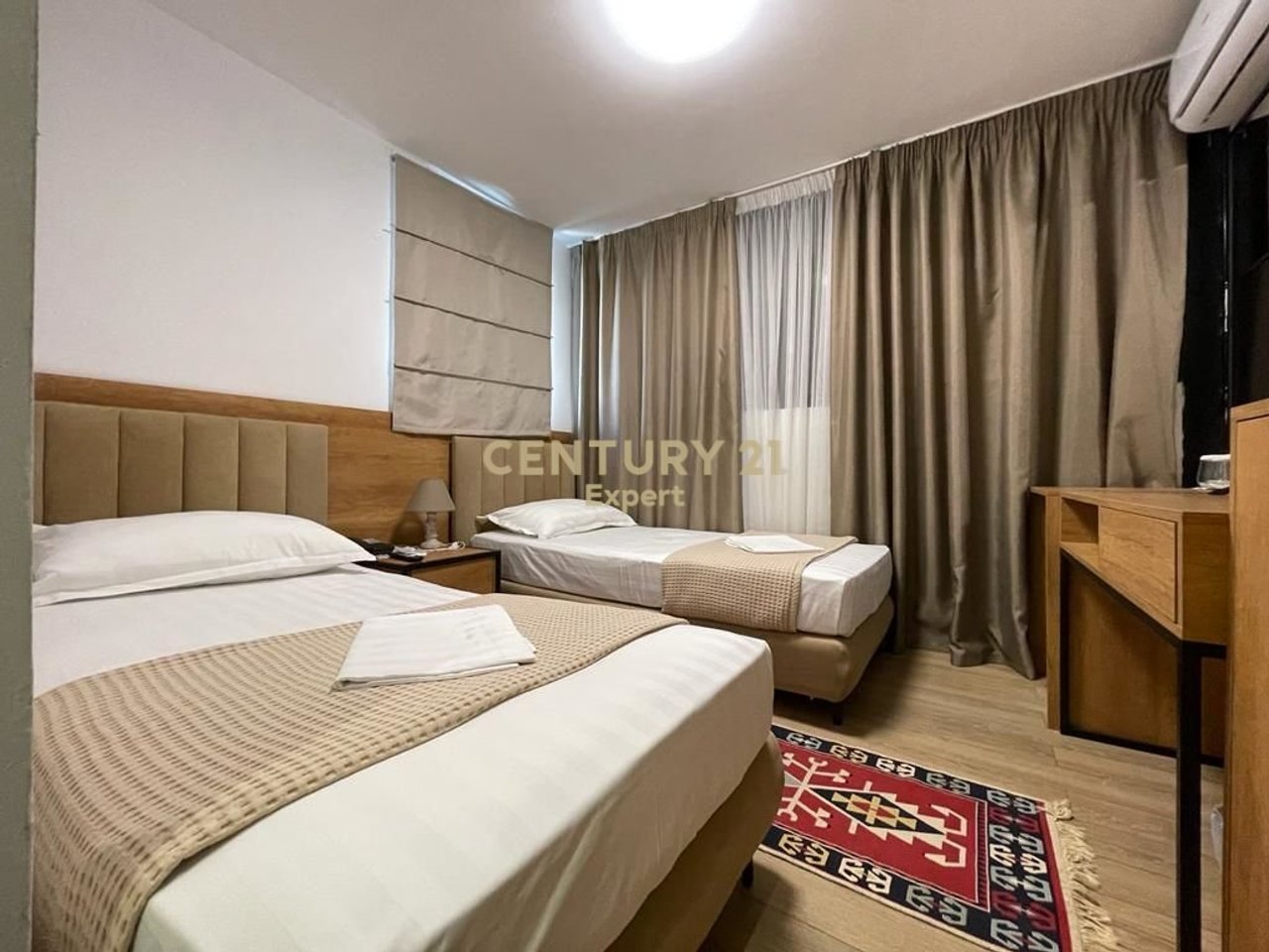 WE RENT HOTEL NEAR THE MORTGAGE, TIRANA!