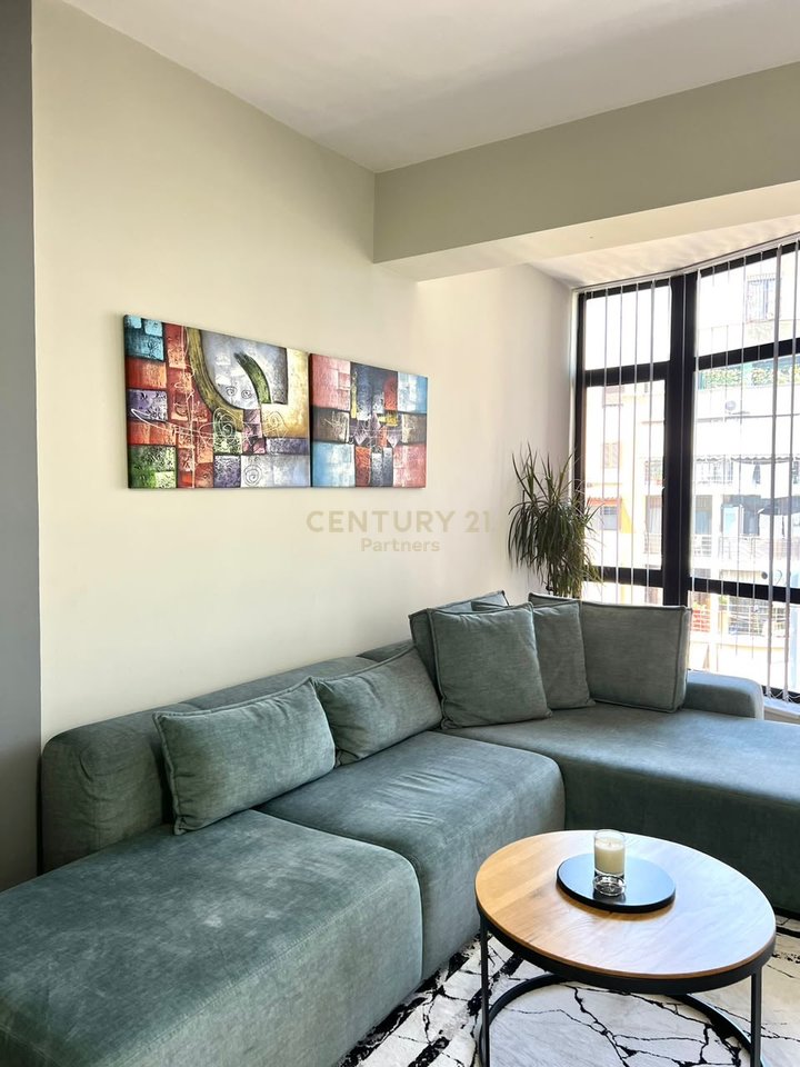 !! SHITET APARTAMENT 2+1 PËRBALLË DELIORGJIT !!