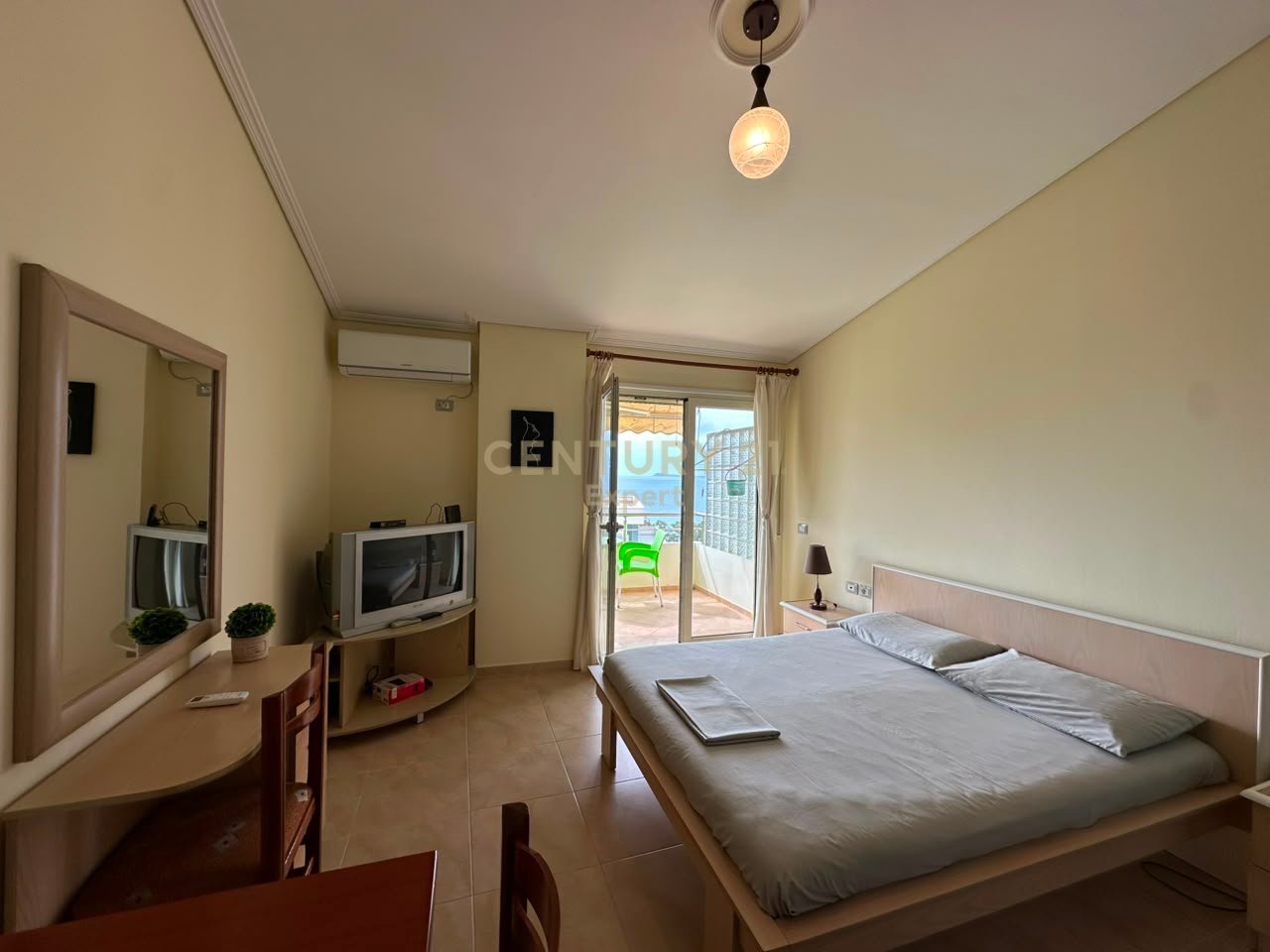 MONOLOCALE IN AFFITTO ACQUA FREDDA, VISTA BALCONE SUL MARE