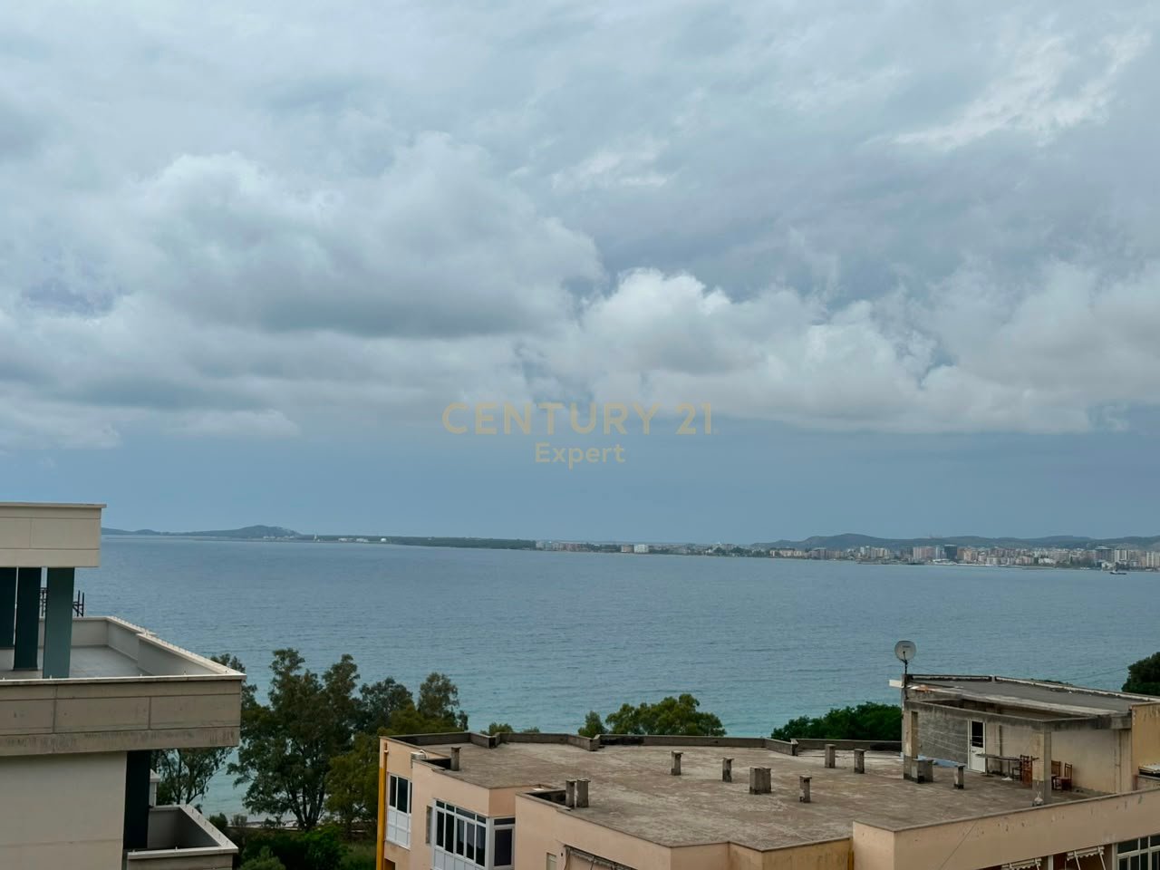 MONOLOCALE IN AFFITTO ACQUA FREDDA, VISTA BALCONE SUL MARE