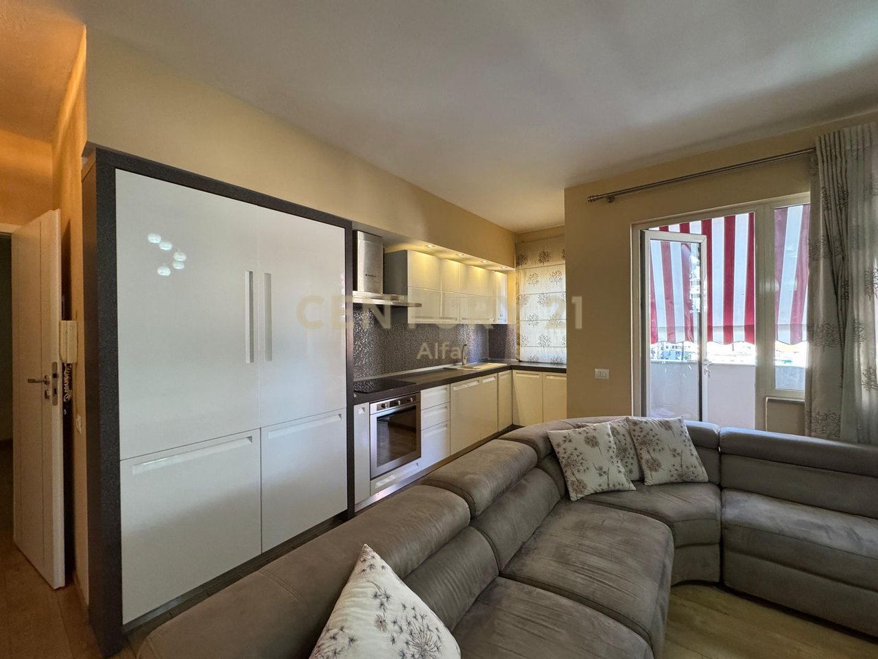 Jepet me qira apartament 1+1 tek Myslym Shyri!