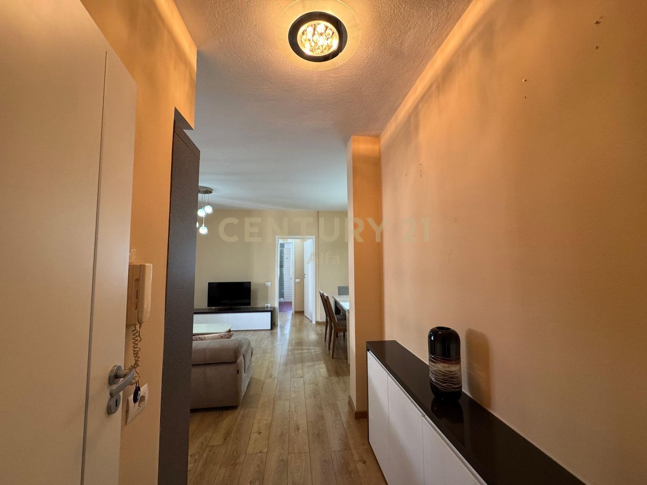 Jepet me qira apartament 1+1 tek Myslym Shyri!