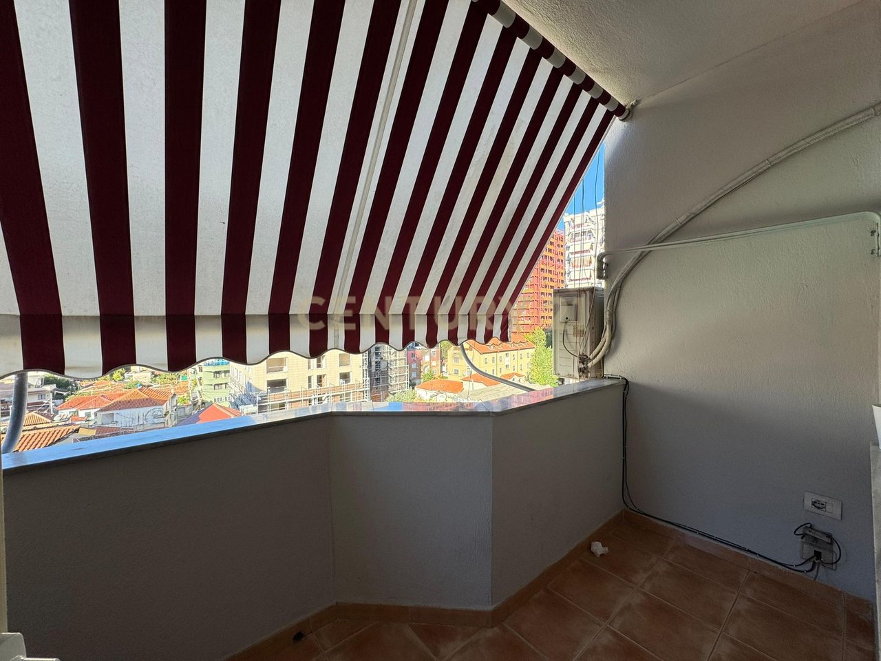 Jepet me qira apartament 1+1 tek Myslym Shyri!