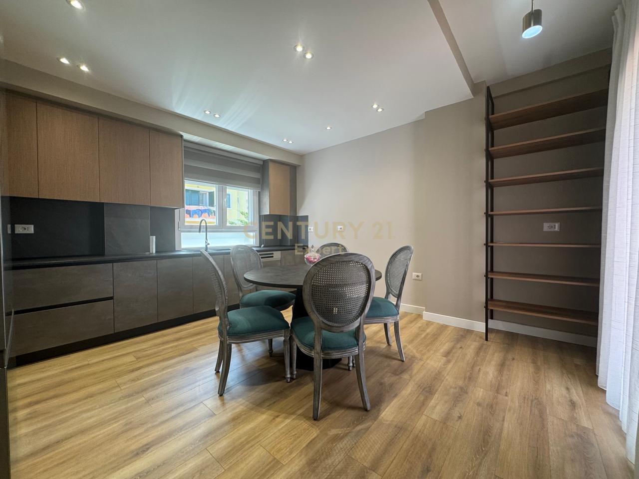 FOR RENT MODERN DUPLEX + PARKING AT DRY LAKE