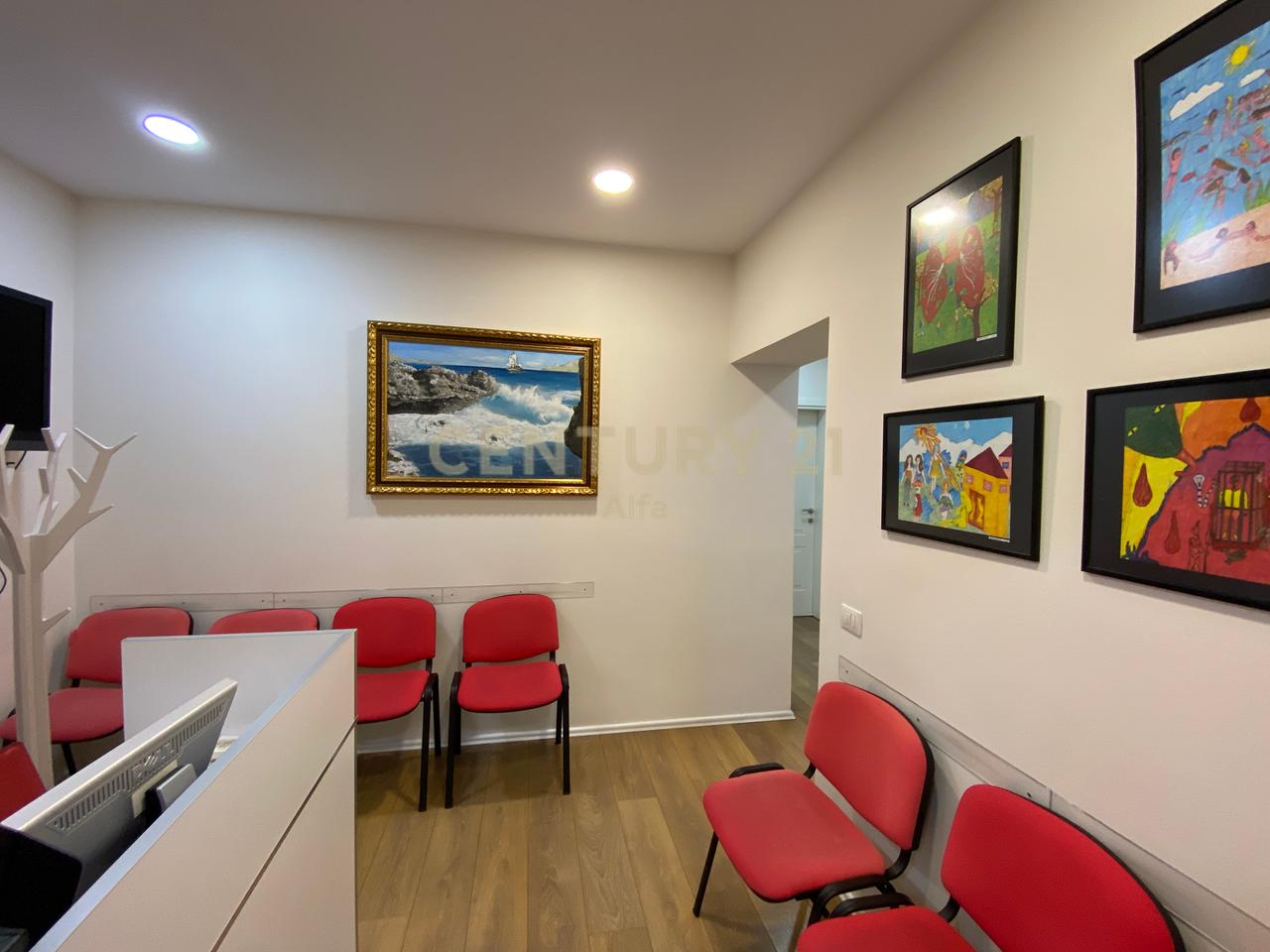 SHITET KLINIKË E KOMPLETUAR BASHKË ME AMBIENTIN – MYSLYM SHYRI !