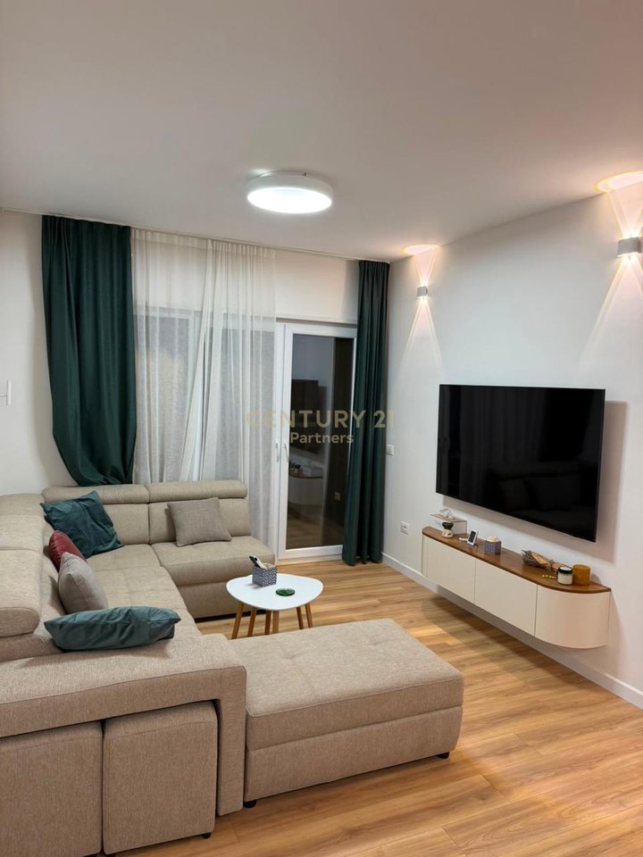 APPARTAMENTO 1+1 IN AFFITTO – PAZARI I RI