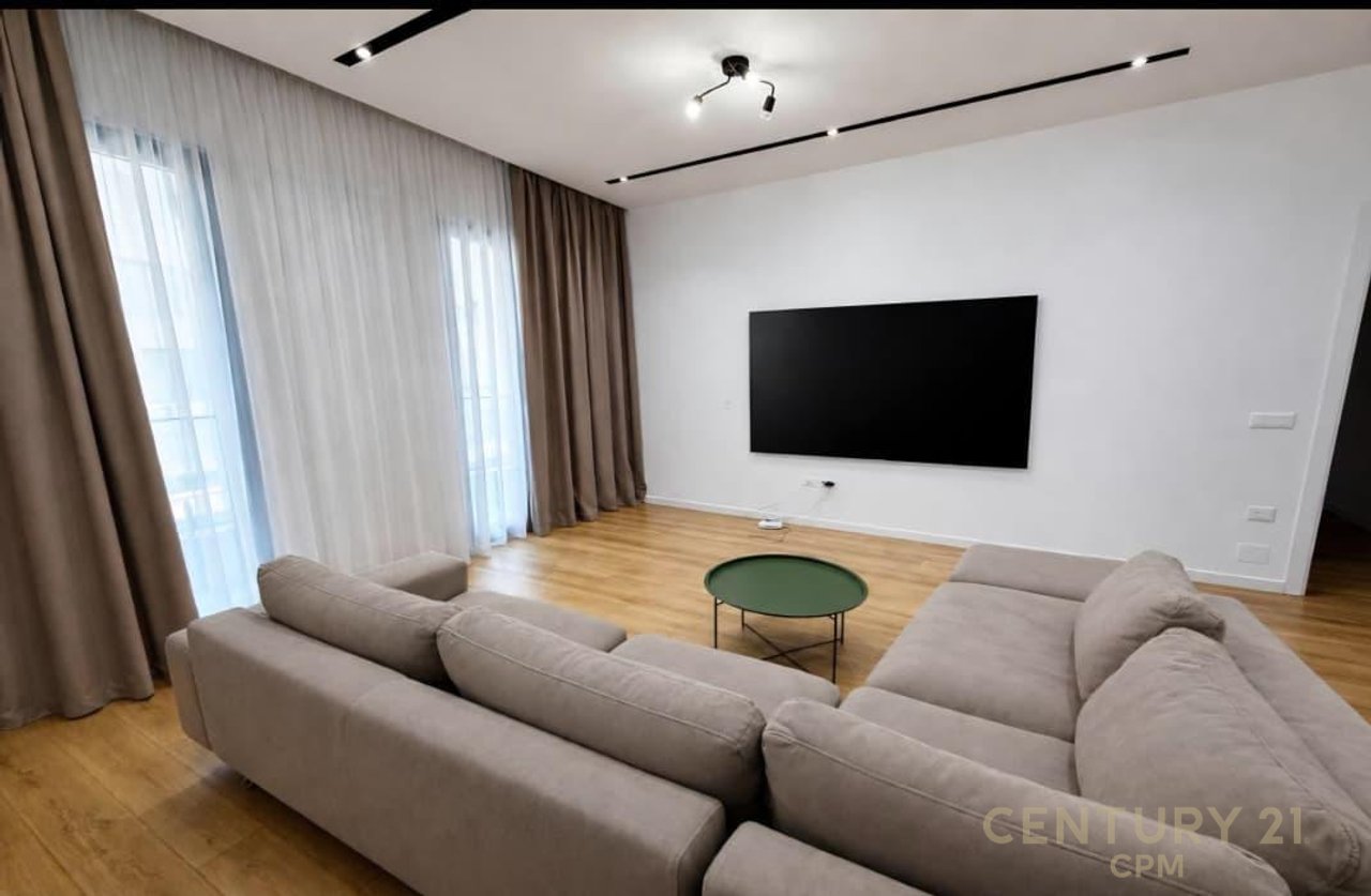 Apartment 2+1 For Rent Square 21, Tirana - 1300€ | 130 m²