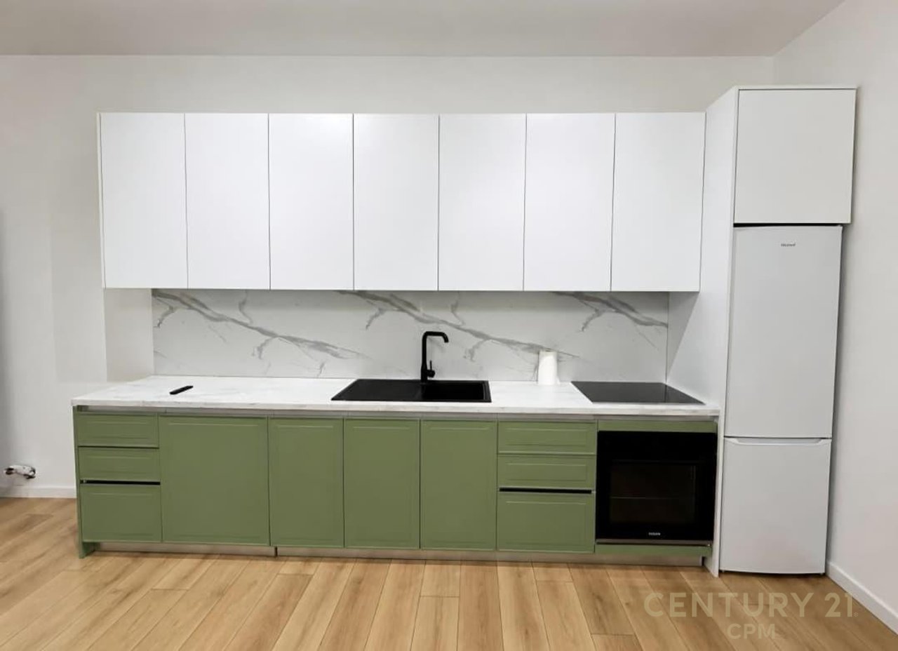 Apartment 2+1 For Rent Square 21, Tirana - 1300€ | 130 m²
