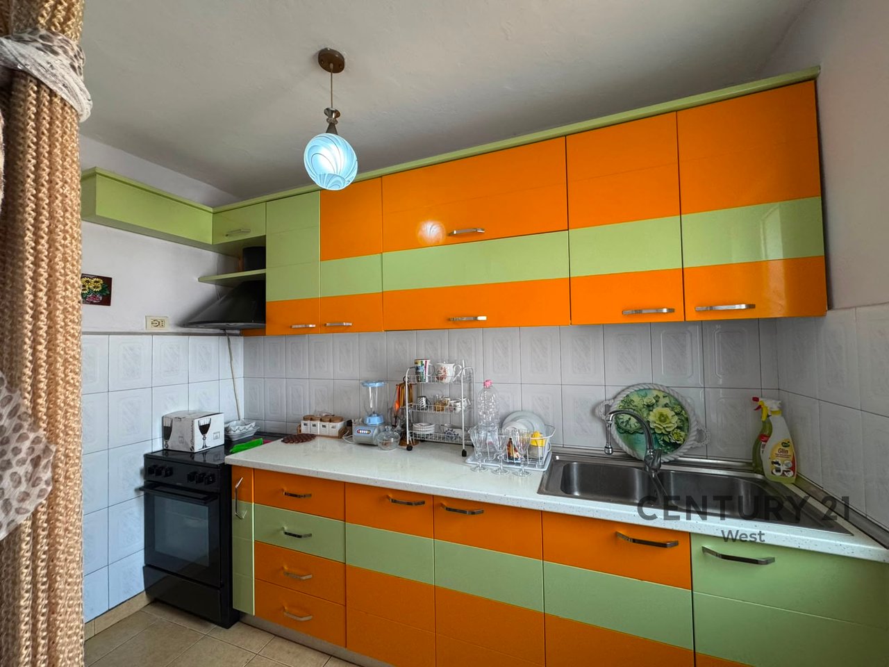 Apartment 3+1 for Sale at Ballet School