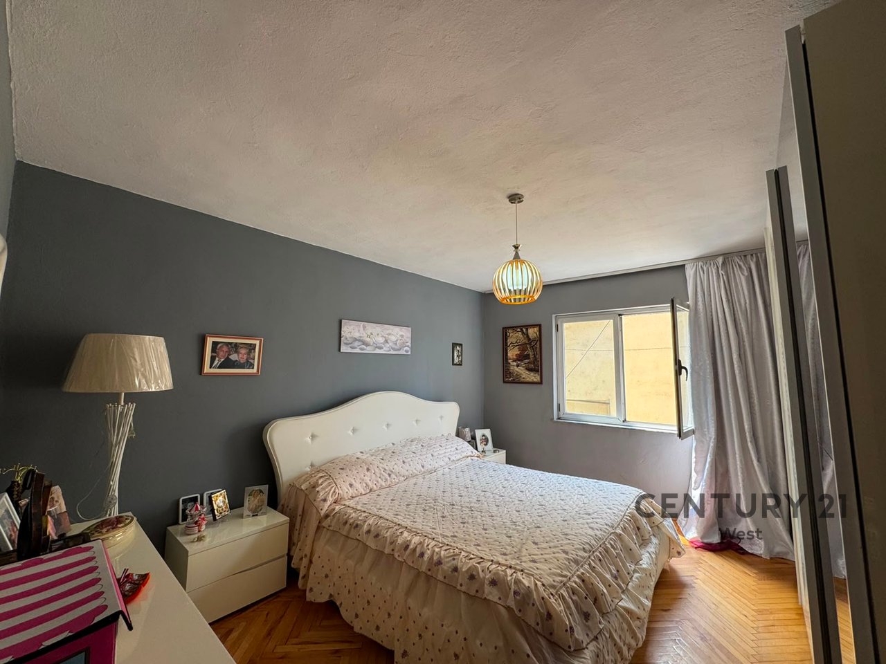 Apartment 3+1 for Sale at Ballet School
