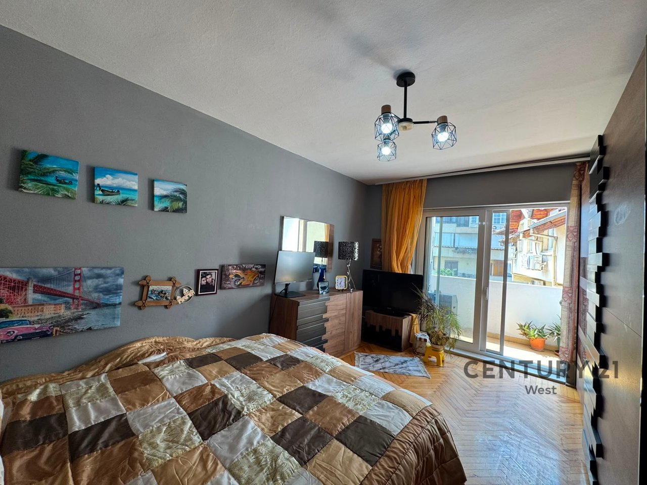 Apartment 3+1 for Sale at Ballet School
