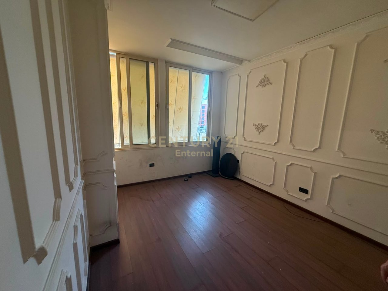 For Rent – Space 240 m²