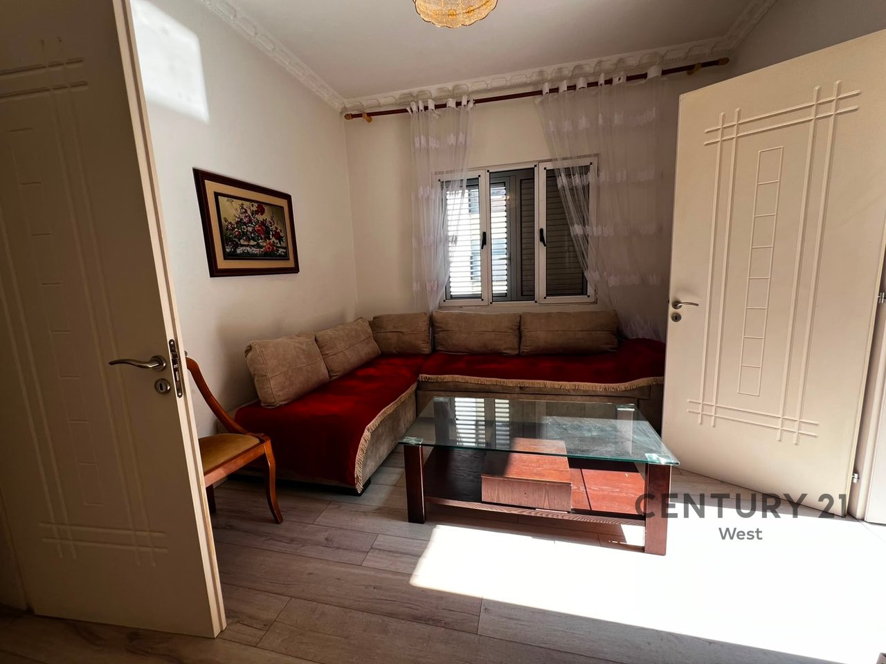 Floor Villa for Rent on Kavaja Road, Him Kolli Street