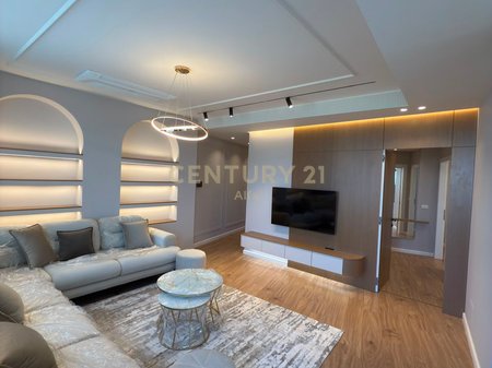 Apartment 2+1+Parking Space for Rent near Tirana Lake!