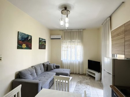 Apartment 2+1 for Rent – Rruga e Dibrës, opposite Pharmacy 10