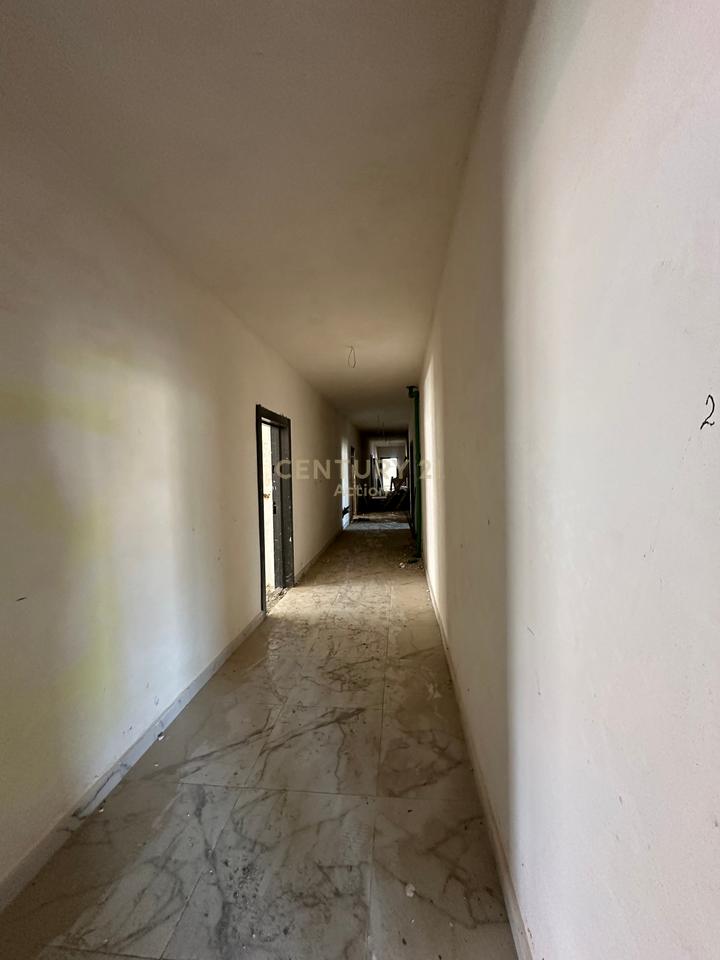 Shitet apartament ne Golem.