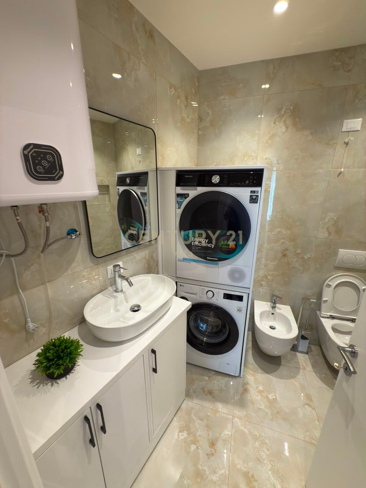Apartment 2+1+Parking Space for Rent near Tirana Lake!