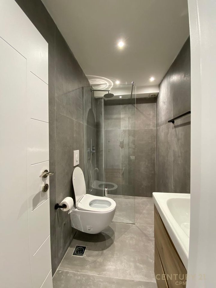 Appartamento 1+1 in Affitto a Myslym Shyri, Tirana - 680€ | 63.5 m²