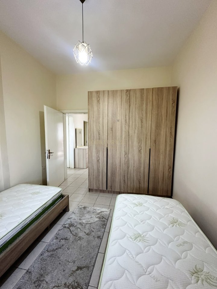 Apartment 2+1 for Rent – Rruga e Dibrës, opposite Pharmacy 10