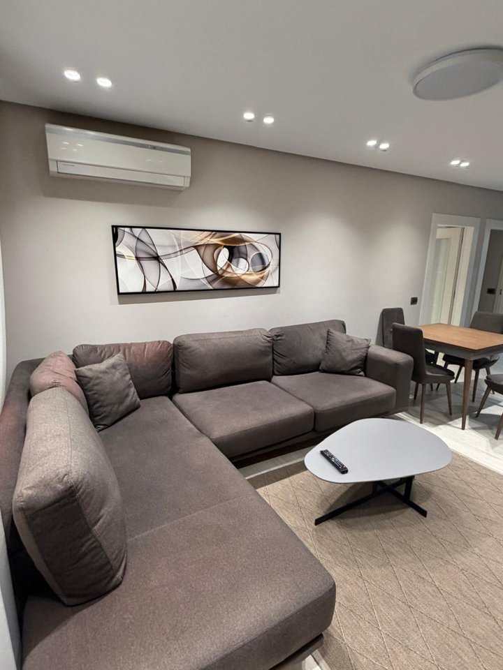 Apartament 2+1 me Qira - Qendër, Tregu Çam (Posta Shqiptare)
