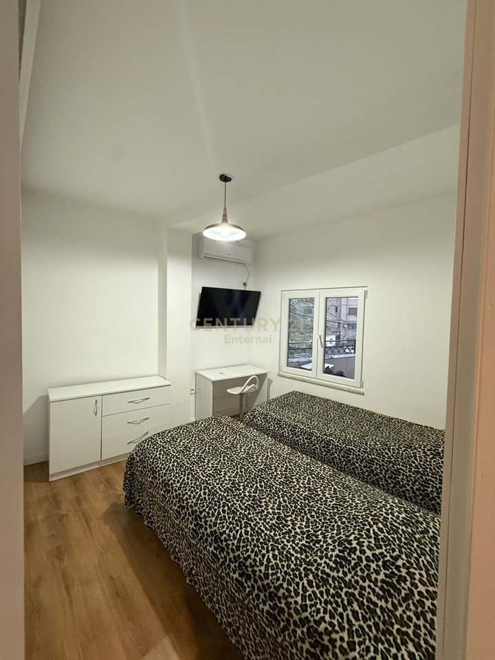 VENDESI PRIVATA + NEGOZIO IN VENDITA | PORCELAN