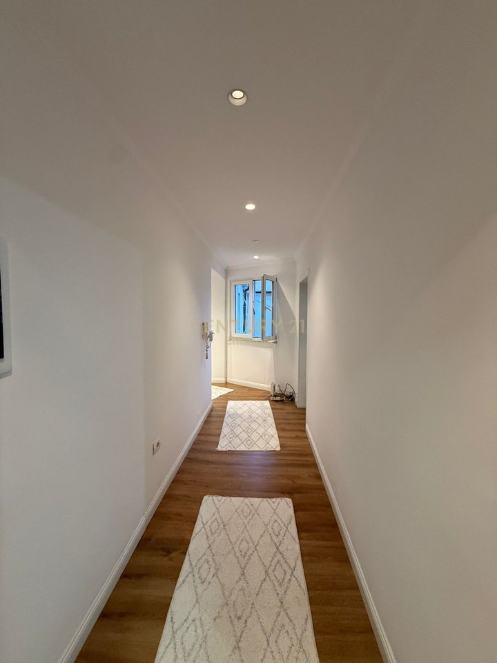 VENDESI PRIVATA + NEGOZIO IN VENDITA | PORCELAN