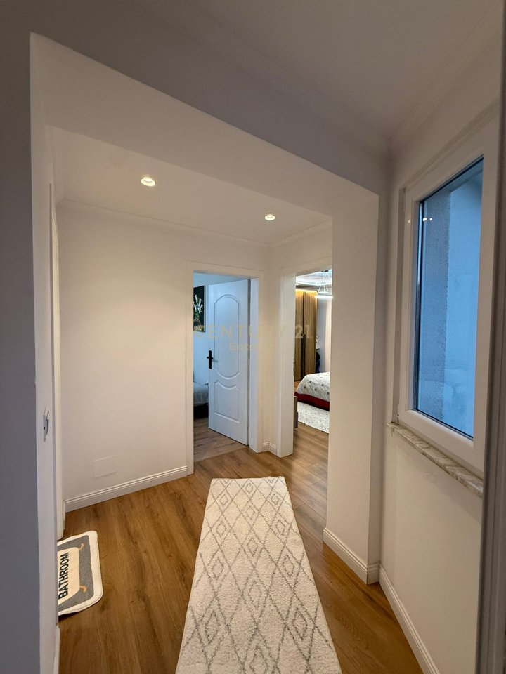 VENDESI PRIVATA + NEGOZIO IN VENDITA | PORCELAN