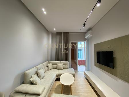 Jepet me qira apartament 1+1 në Astir !
