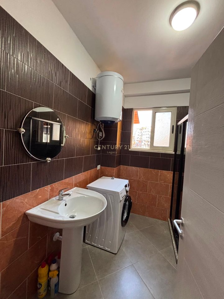Apartament 1+1 Me Qira në Shkozë, Tiranë